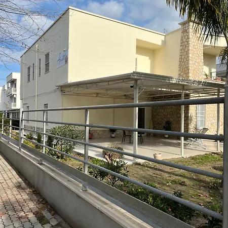 Guest house Afrodite Affittacamere 4*